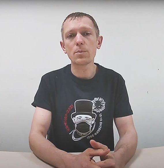 Печник Коновалов Иван дает консультацию